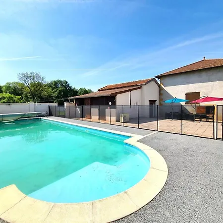 Maison Paisible Avec Animaux Admis - 15 Pers. - Fr-1-496-405 Дом отдыха Saint-Hilaire-sous-Charlieu
