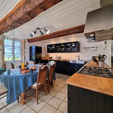 펜션 Maison Paisible Avec Animaux Admis - 15 Pers. - Fr-1-496-405 Saint-Hilaire-sous-Charlieu