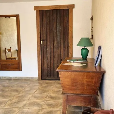 Maison Paisible Avec Animaux Admis - 15 Pers. Saint-Hilaire-sous-Charlieu