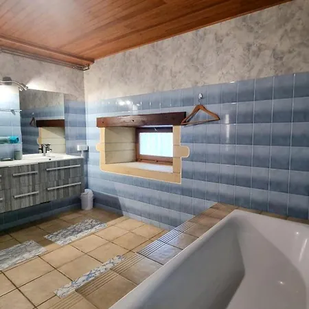 Maison Paisible Avec Animaux Admis - 15 Pers. Country house *