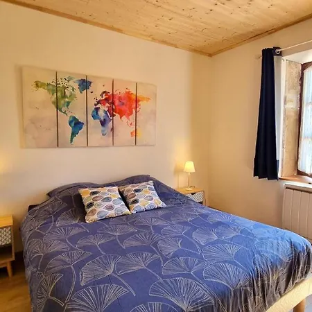 Дом отдыха Maison Paisible Avec Animaux Admis - 15 Pers. - Fr-1-496-405 Saint-Hilaire-sous-Charlieu