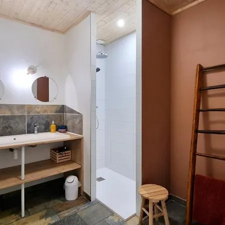Maison Paisible Avec Animaux Admis - 15 Pers. *