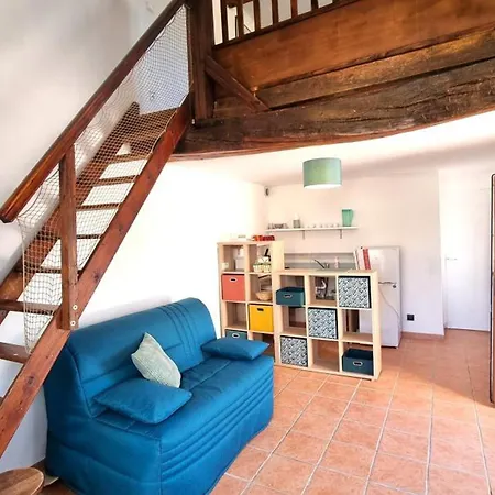 Maison Paisible Avec Animaux Admis - 15 Pers. - Fr-1-496-405 Дом отдыха Saint-Hilaire-sous-Charlieu